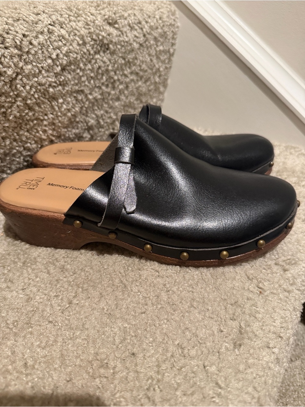 Women’s Size 8 Black Leather Slip-On Clog Mules with Studded Trim
